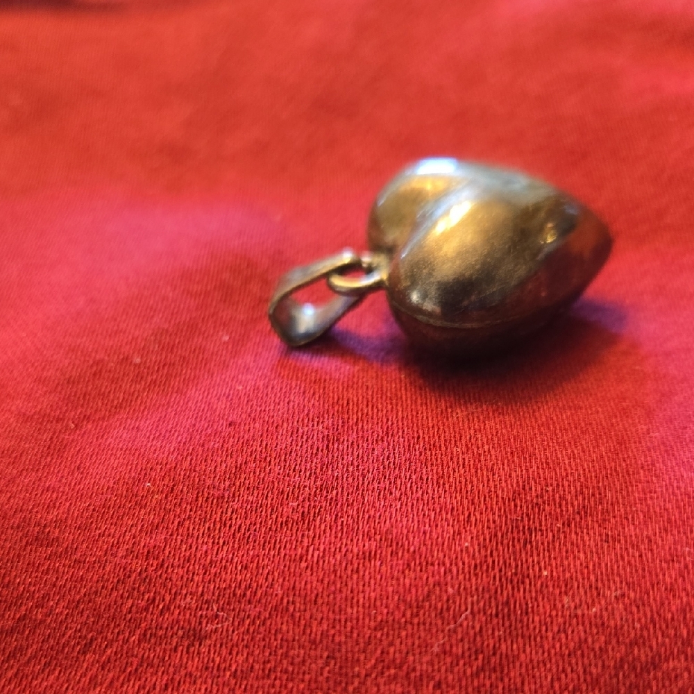 Sterling Silver Puffy Heart Pendant With Bell Inside. Can Shake It And Hear Bell - Picture 3 of 7